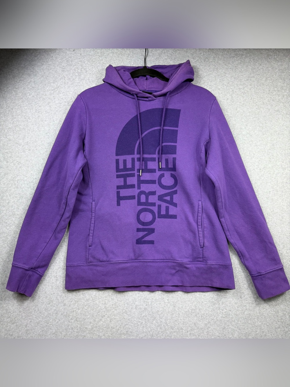 The North Face Women’s Large Jumbo Half Dome Logo Pullover Hoodie Size Large